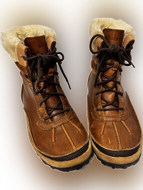 MERRELL Tremblant Women’s Brown Leather Fur-trim Snow Ankle Boots